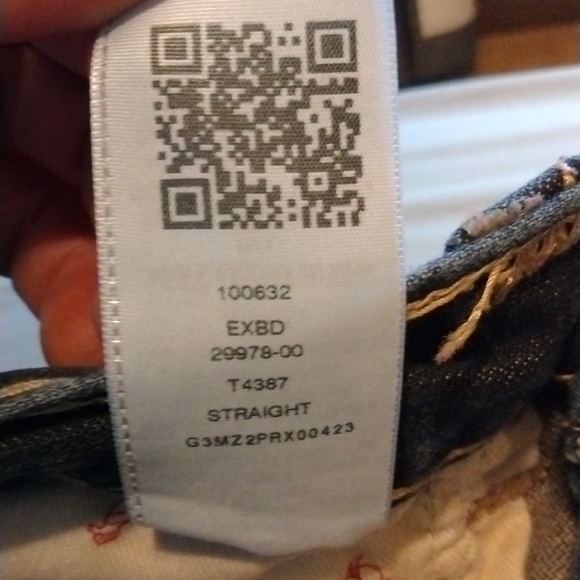 True Religion - Picture 6 of 8